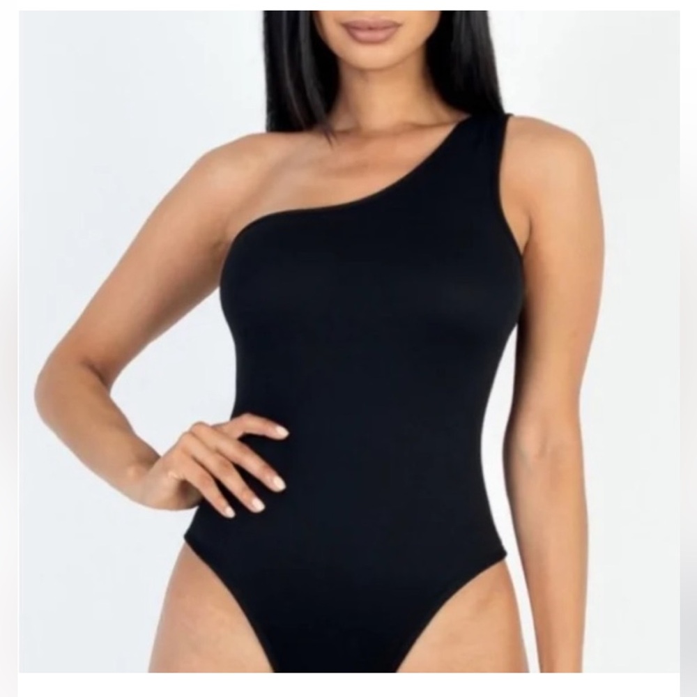 Missguided Seam Free One Shoulder Thong Bodysuit Size US 4
